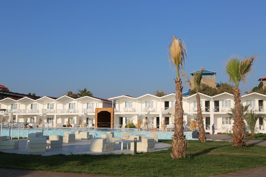 Risus Beach Resort Hotel Кушадасы Экстерьер фото