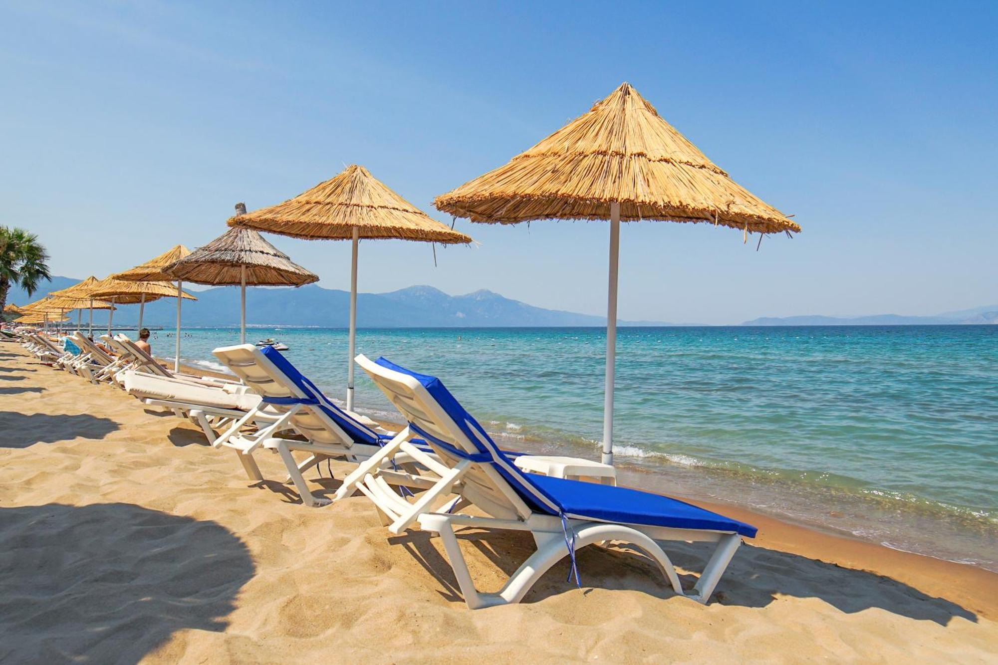 Risus Beach Resort Hotel Кушадасы Экстерьер фото