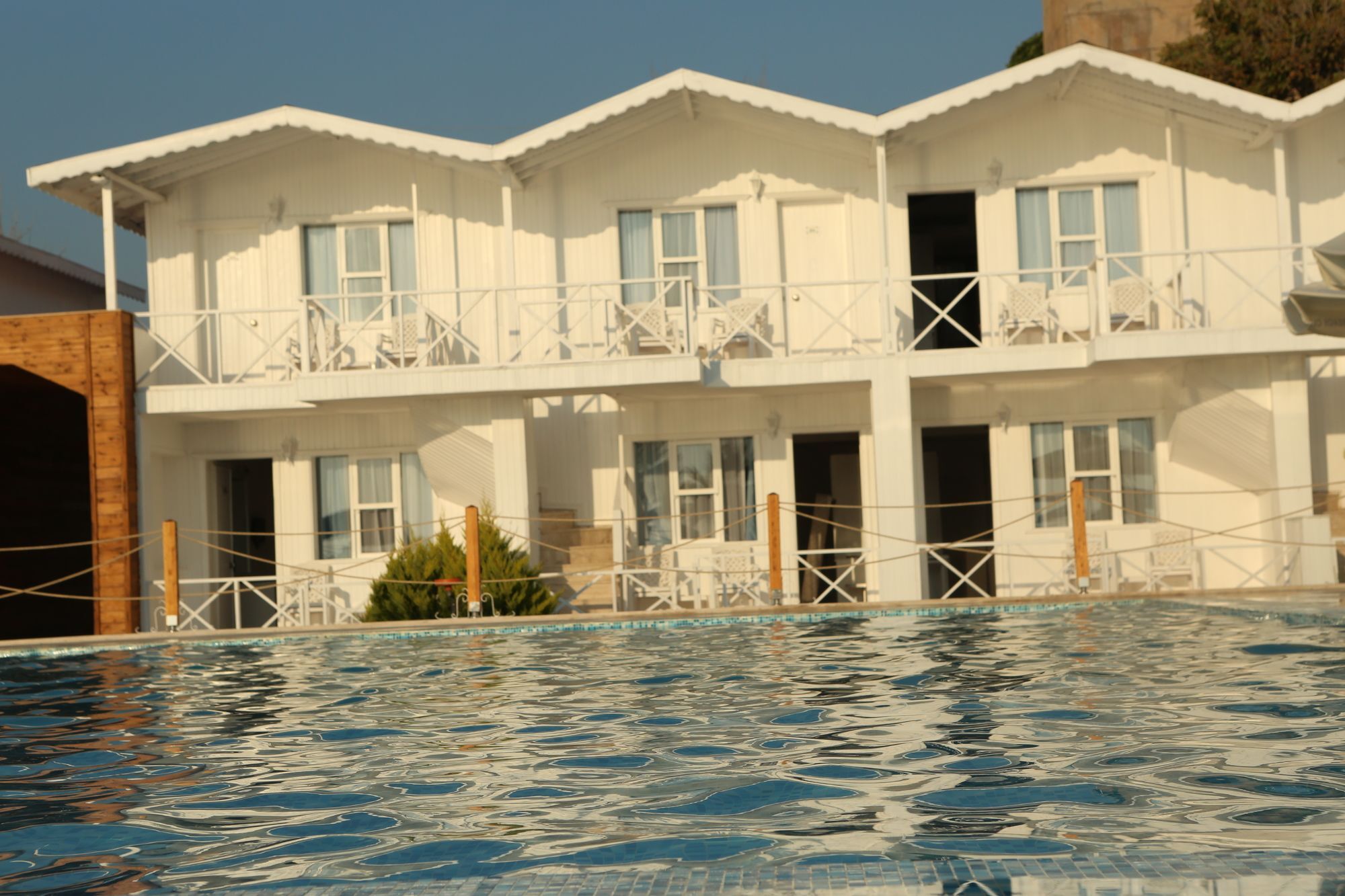 Risus Beach Resort Hotel Кушадасы Экстерьер фото